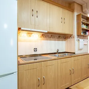Sunny Harbor House Homestay Malaga