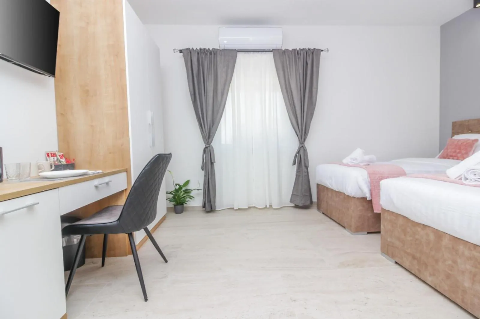 Rooms Zemunik Donji Zemunik 公寓